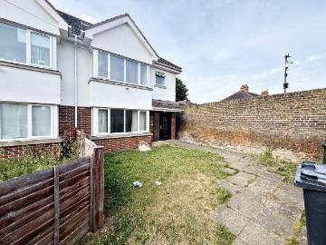 Mandeville Road, Isleworth TW7, 4 bed semi detached house to rent, £2,800 pcm | PrimeLocation
