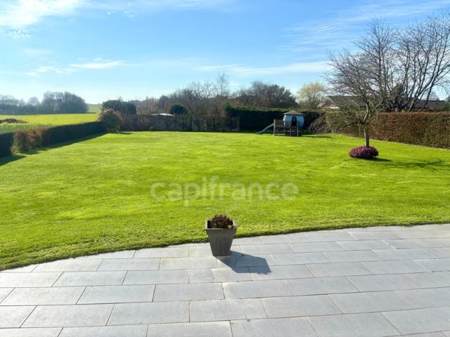 Maneglise* Maison familiale T8 de 226 m² avec vie de plain pied, triple Garage, Terrain 2 500 m², Vue dégagée