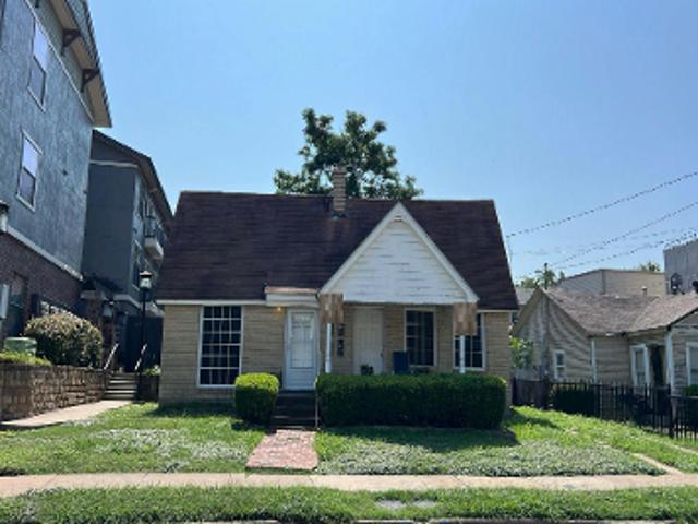 Manett St # 10