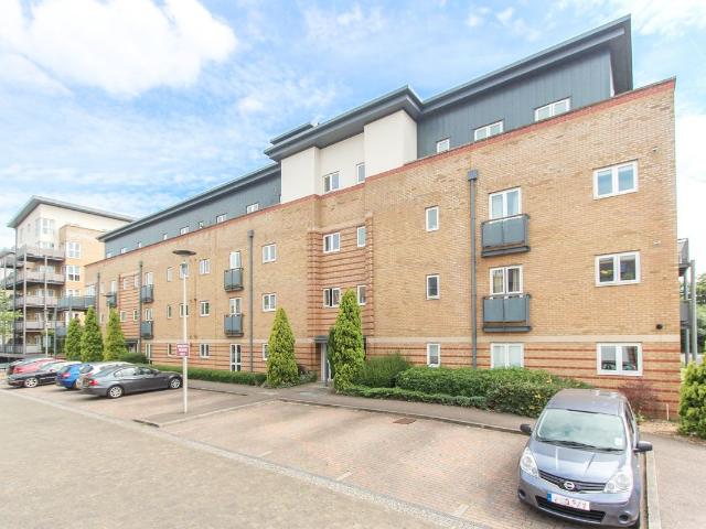Manhattan Avenue, Watford, Hertfordshire WD18, 1 bed flat to rent, £1,395 pcm | PrimeLocation