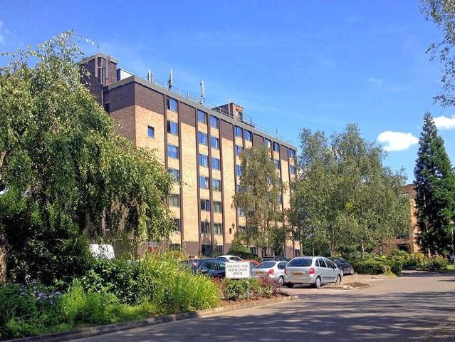 Manhattan Drive, Cambridge CB4, Studio to rent, £1,100 pcm | PrimeLocation
