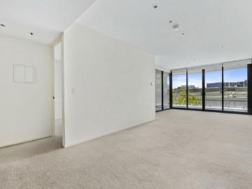 Canberra, Australian Capital Territory, Yass Valley, Victoria