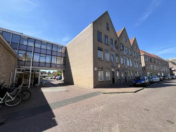 Manhuisstraat 12