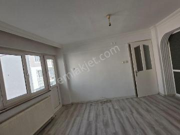 Manisa/yunusemre/uncubozköy 3+1 120 M² Arakat Kapalı Mutfak