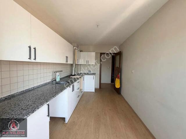 Manisa 2.anafartalar Mah 3+1 Kapalı Mutfaklı Site İçi