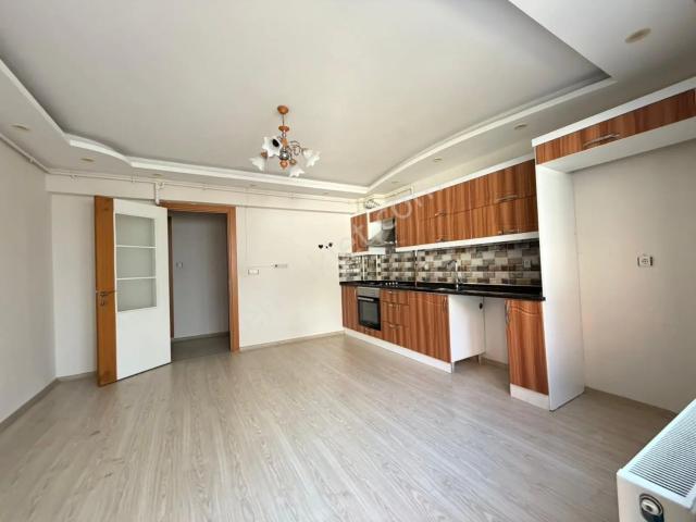 Manisa Adakale Mah Kiralık 2+1 Bahçeli Ful.öz Yeni Bina