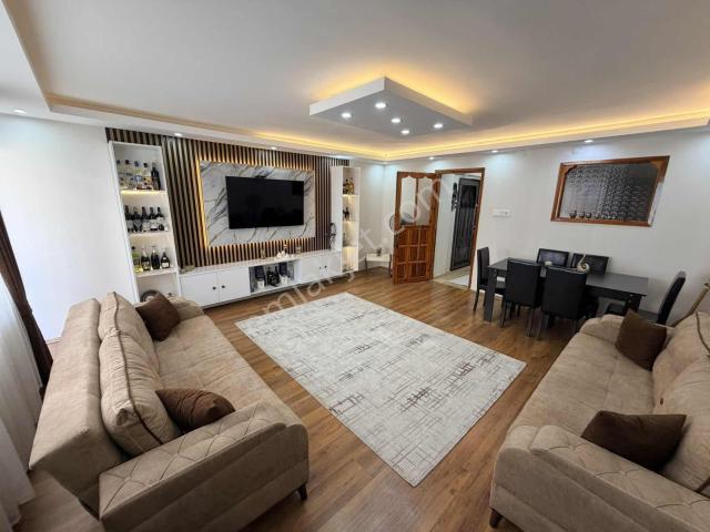 Manisa Akıncılar Mh. 5+1 Otoparklı Geniş Dublex Daire Fırsatı