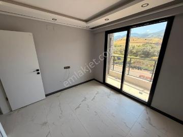 Manisa Alaşehir Alper Gayrimenkulden Hacıbey Mah.kredili 2+1 Açık Mutfak Daire