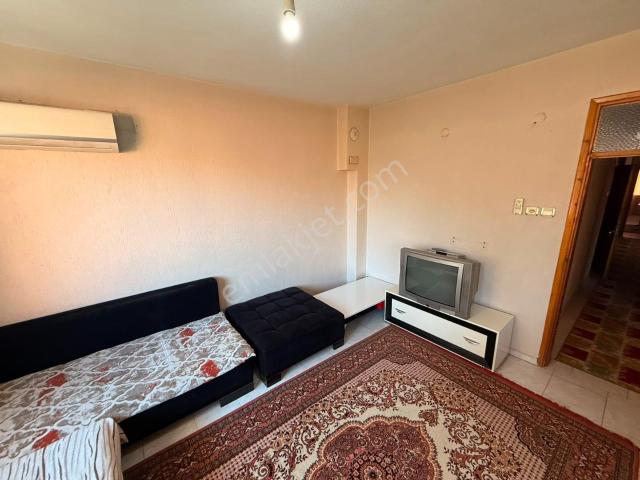 Manisa Alaşehir Alper Gayrimenkulden İstiklal Caddesine Eşyalı 3+1 Kiralık Daire