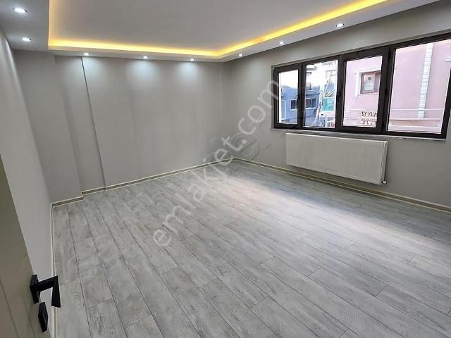 Manisa Çarşı İçi Erler Cd. Yanı Full Tadilatlı Fırsat Daire
