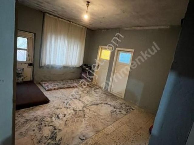 Manisa Şehzadeler Nurlupınar Da Müstakil Satılık Ev Ve Arsası