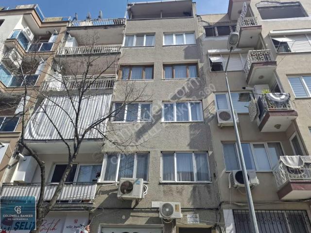 Manisa Şehzadeler Anafartalarda Teraslı Satılık 2+1 Daire