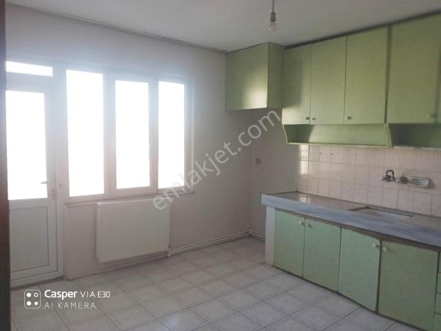 Manisa Kırkağaçta Satılık 2+1 Doğalgazlı+balkonlu Çiğli Serkan Dan