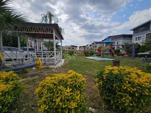 Manisa Karaali Villalar Bölgesinde Satılık Kelepir 4+1 Villa