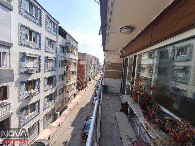 Manisa Kuyualan Mah. 3+1 130m2 Köşe Cepheli Satılık Arakat Daire