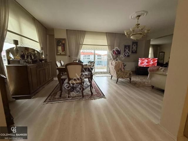 Manisa Kula Da 200 M2 Satılık Dubleks Daire