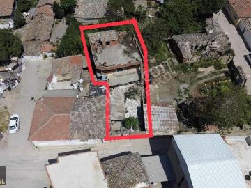 Manisa Muradiye'de Satılık 241 M² Arsa İçinde 2+1 Müstakil Ev