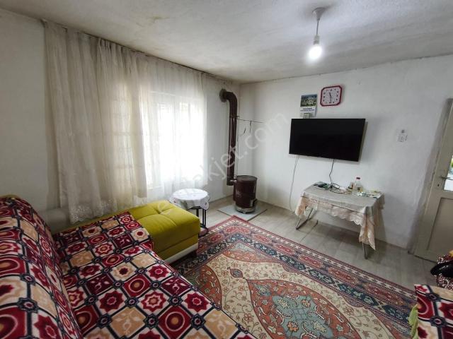 'manisa Saruhanlı Sarıçam Mh.2+0 Eşyalı Satılık Avlulu Köy Evi'
