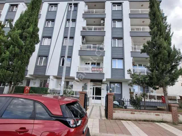 Manisa Uncubozköy Mahallesinde Kiralık 3+1 Daire