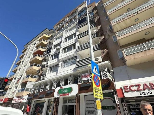 Manisa Yunusemre Merkez Efendi Mahallesinde Satılık Daire