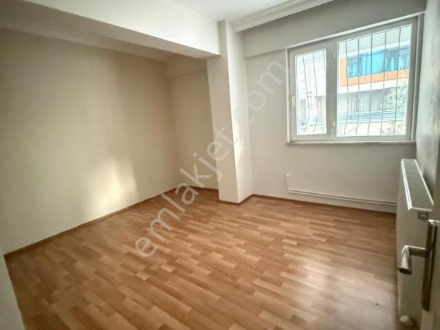 Manisa Yunusemre Akmescit Mh. 2+1 Önü Açık Kiralık Daire