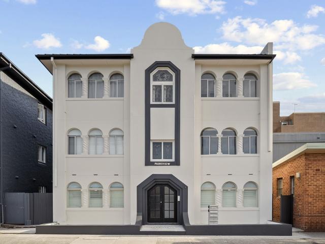 Manly, 1/48 Raglan Street
