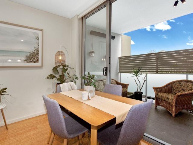 Manly Vale, 16/261 Condamine Street