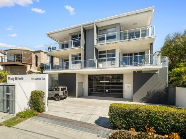 Manly Breeze Apartment