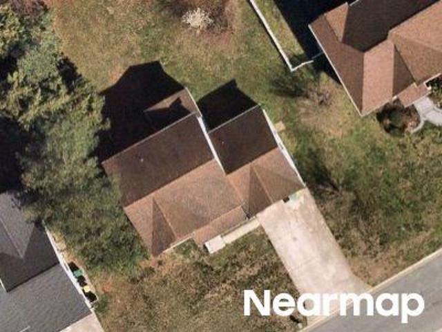 Mannering Dr