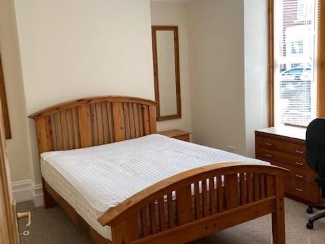 Manners Road, Southsea, Portsmouth PO4, 5 bed terraced house to rent, £2,100 pcm | PrimeLocation