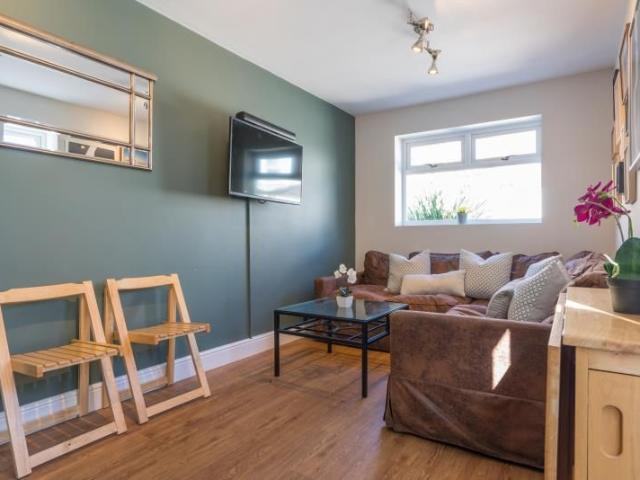 Manners Road, Portsmouth PO4, 7 bed terraced house to rent, £602 pppm | PrimeLocation