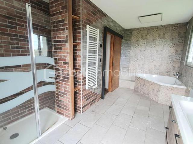 MANNEVILLE LA GOUPIL / MAISON FAMILIALE / 4 CHAMBRES / SOUS SOL