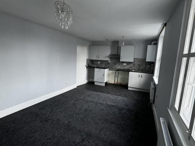Manning Court, Wide Bargate, BOSTON 2 bed flat to rent £650 pcm £150 pw