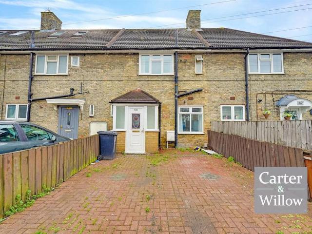 Manning Road, Dagenham, Essex 4 bed terraced house to rent £2,250 pcm £519 pw