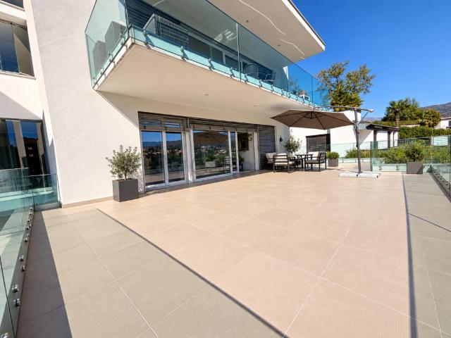 MANNO 3.5 LOCALI MODERNO 80 M2 DI TERRAZZA VERANDABILE