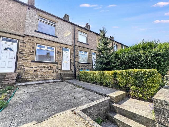 Mannville Walk, Keighley, BD22 6AQ 2 bed terraced house to rent £800 pcm £185 pw