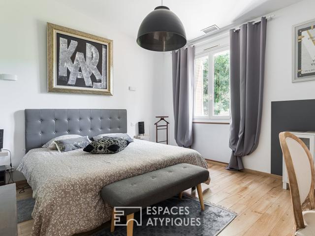 Manoir d'exception rénové et sa piscine au coeur d'un parc 465m² Montauban
