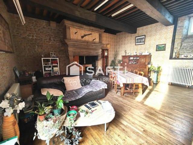 MANOIR DE 6 PIÈCES AVEC UN FORT POTENTIEL