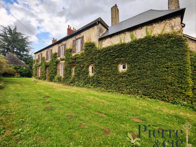 Manoir+ferme, 7ha, dépendance, étang, chapelle