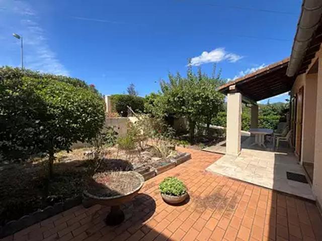 Manosque 04100 Location maison 4 pièces t4 jardin terrasse
