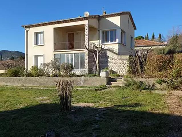 Manosque 04100 Location maison 8 pièces t8 jardin