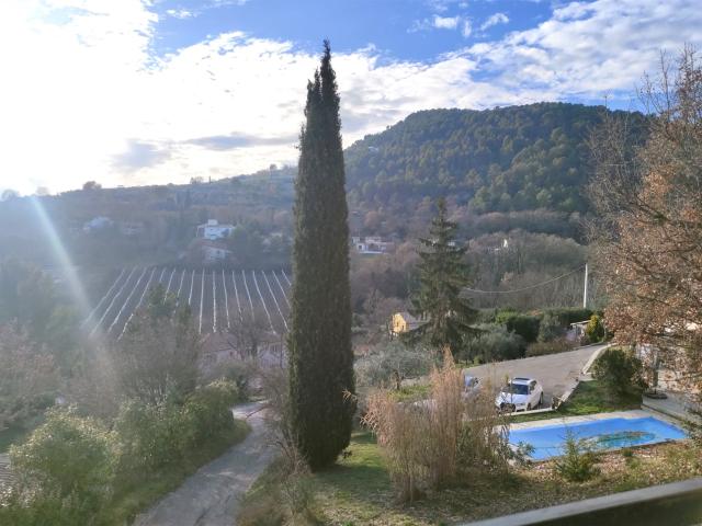 MANOSQUE Immeuble/Maison de Rapport de 140 m2 3 Appartemen. 140m² Manosque