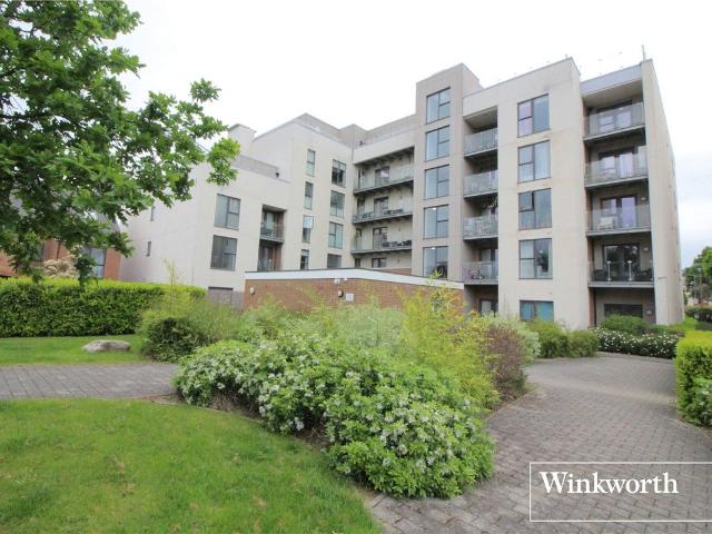 Manor Way, Borehamwood, Hertfordshire WD6, 1 bed flat to rent, £1,450 pcm | PrimeLocation
