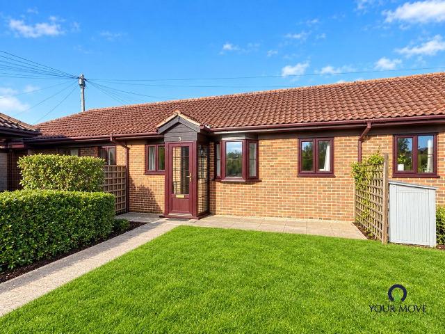 Manor Way, Elmer, Bognor Regis, West Sussex PO22, 2 bed bungalow to rent, £925 pcm | PrimeLocation