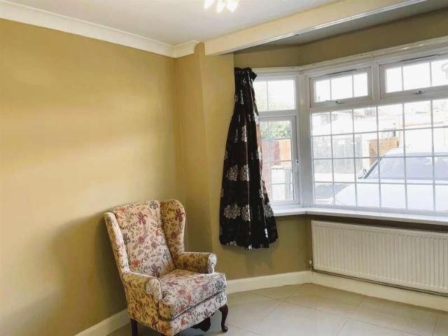 Manor Avenue, Hounslow, TW4