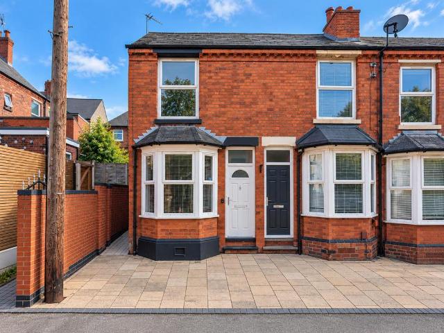 Manor Avenue, Nottingham NG2 2 bed end of terrace house to rent £950 pcm £219 pw