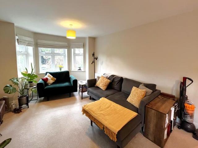 Manor Court, Woking 2 bedrooms Property for lettings Seymours