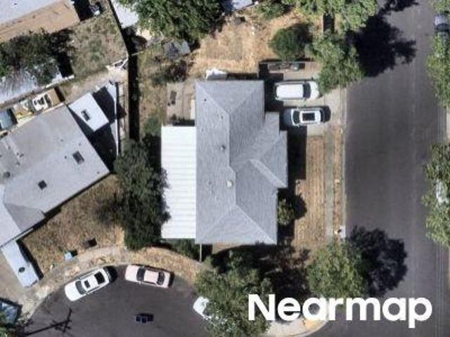 Manor Dr