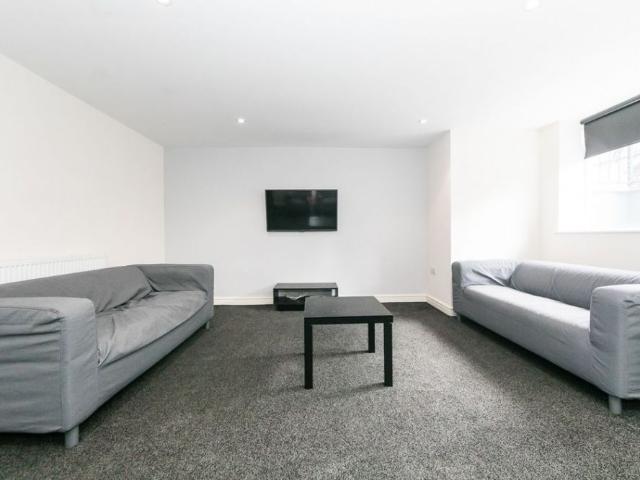 Manor Drive, Leeds