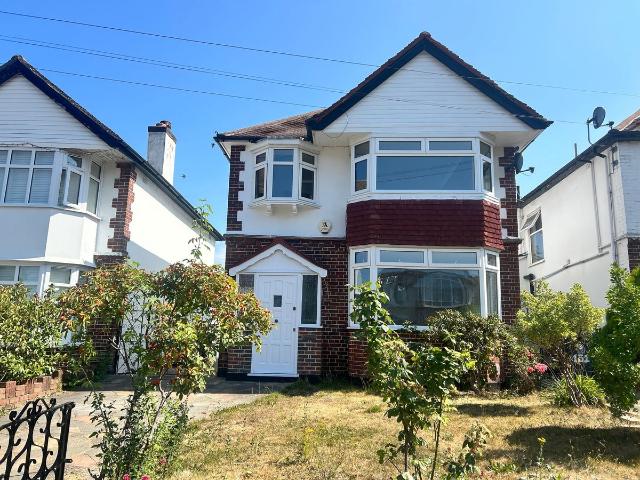 Manor Drive North, Worcester Park KT4, 3 bed detached house to rent, £2,750 pcm | PrimeLocation